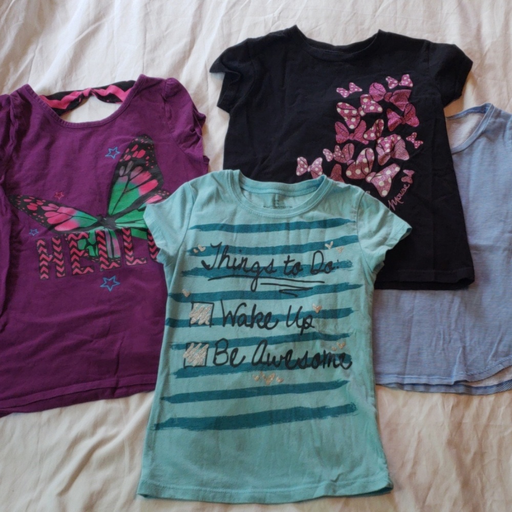 BUNDLE GIRLS TSHIRTS SIZE MEDIUM